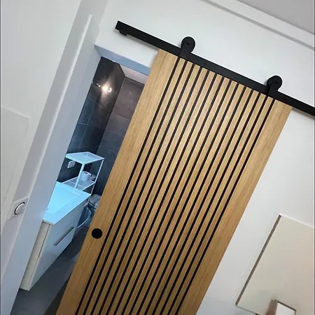 Cosy Lavandou 勒拉旺杜